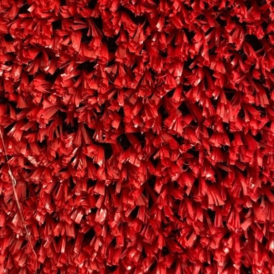 Kırmızı Çim Halı 7 mm